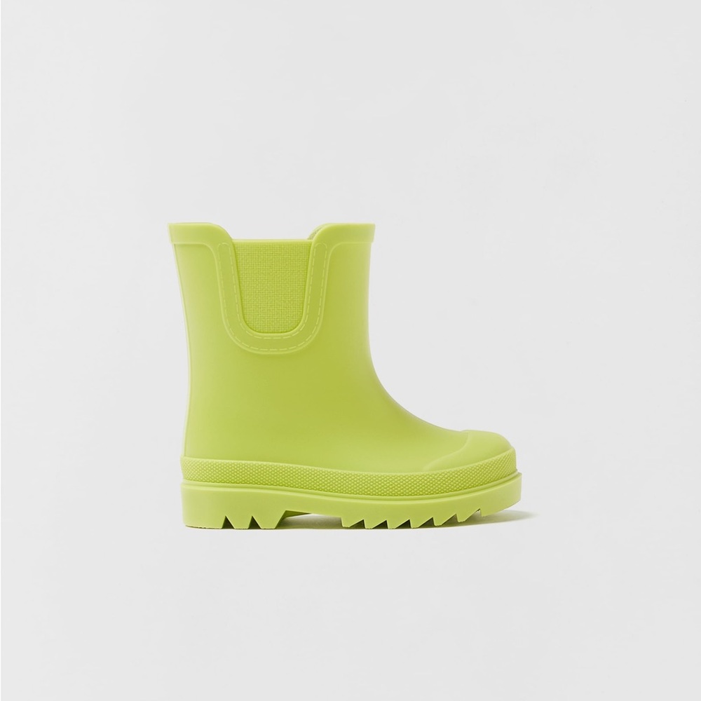 NWT Zara Size 6.5 toddler rubberized green rainboots - Picture 5 of 5